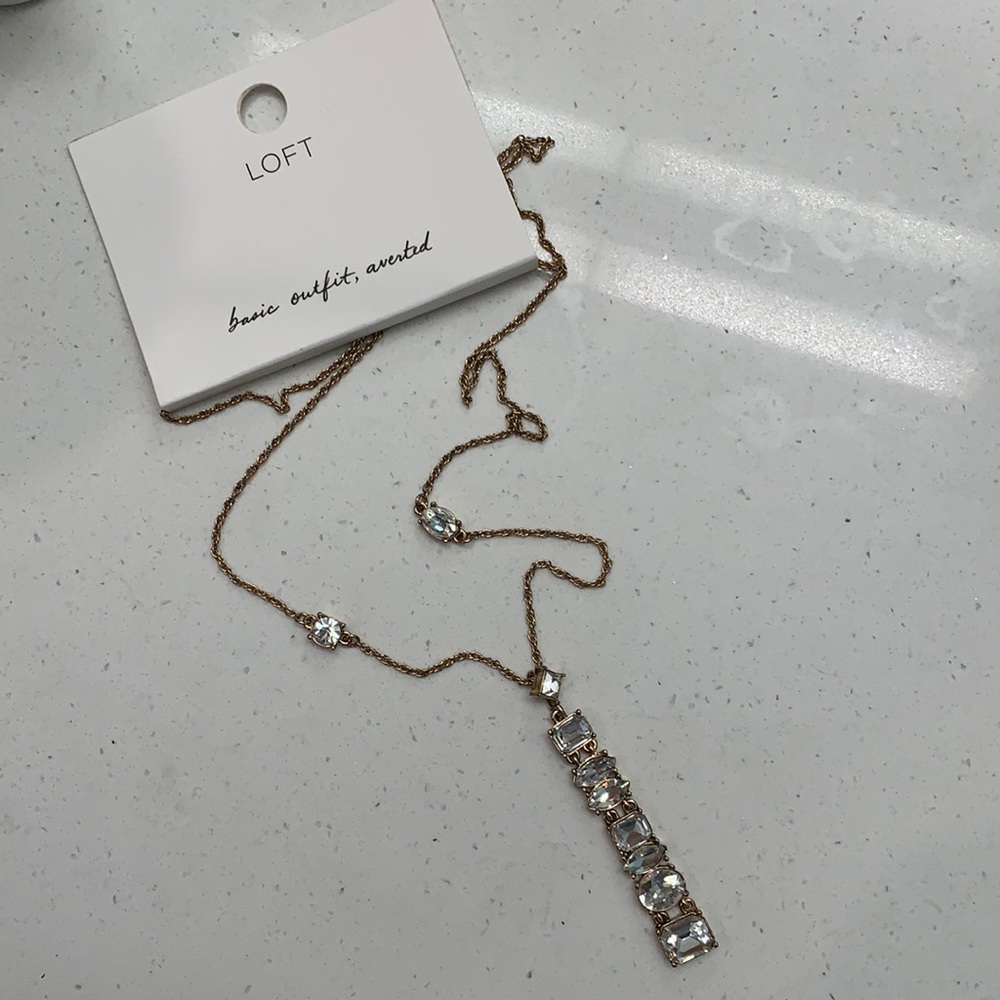 🌈 3 for $25 🌈 Ann Taylor LOFT Gold & Diamonds Necklace
